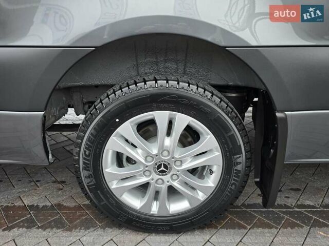 Сірий Мерседес Sprinter, об'ємом двигуна 3 л та пробігом 1 тис. км за 121601 $, фото 30 на Automoto.ua