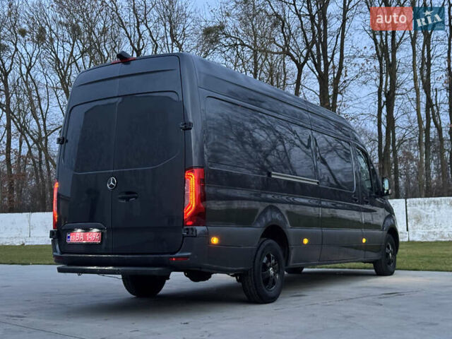Серый Мерседес Sprinter, объемом двигателя 2 л и пробегом 235 тыс. км за 36990 $, фото 4 на Automoto.ua