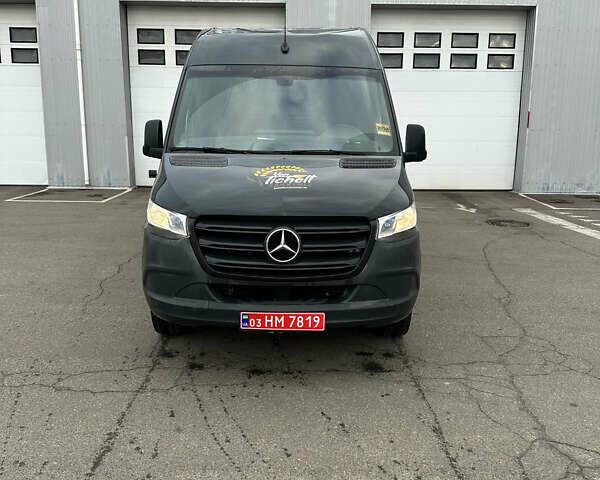 Серый Мерседес Sprinter, объемом двигателя 1.95 л и пробегом 155 тыс. км за 26000 $, фото 2 на Automoto.ua