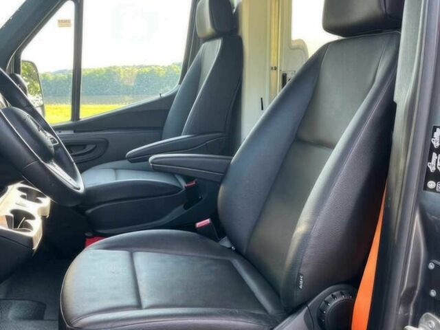Сірий Мерседес Sprinter, об'ємом двигуна 3 л та пробігом 27 тис. км за 43300 $, фото 8 на Automoto.ua