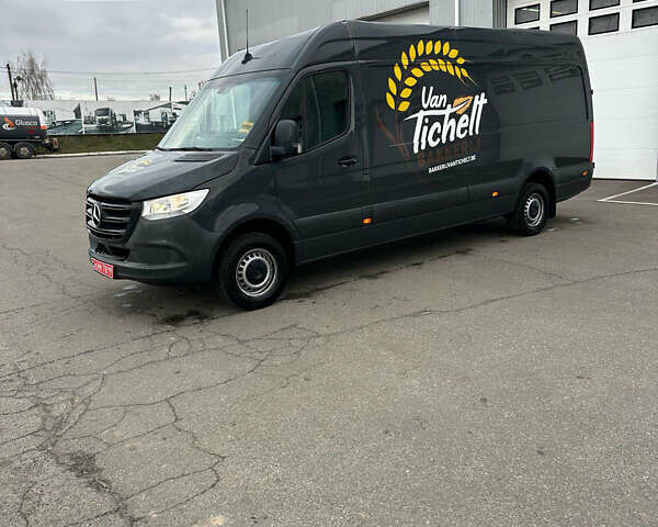 Серый Мерседес Sprinter, объемом двигателя 1.95 л и пробегом 155 тыс. км за 26000 $, фото 8 на Automoto.ua