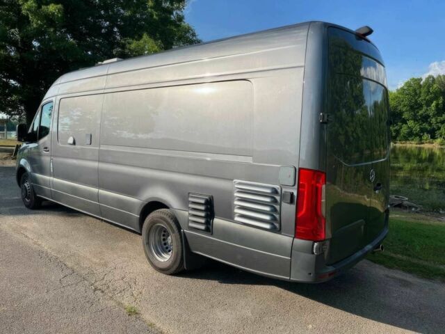 Сірий Мерседес Sprinter, об'ємом двигуна 3 л та пробігом 27 тис. км за 43300 $, фото 5 на Automoto.ua