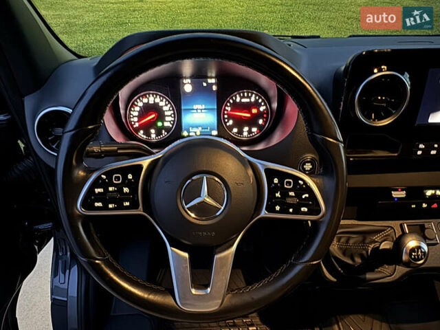 Серый Мерседес Sprinter, объемом двигателя 2 л и пробегом 235 тыс. км за 36990 $, фото 16 на Automoto.ua