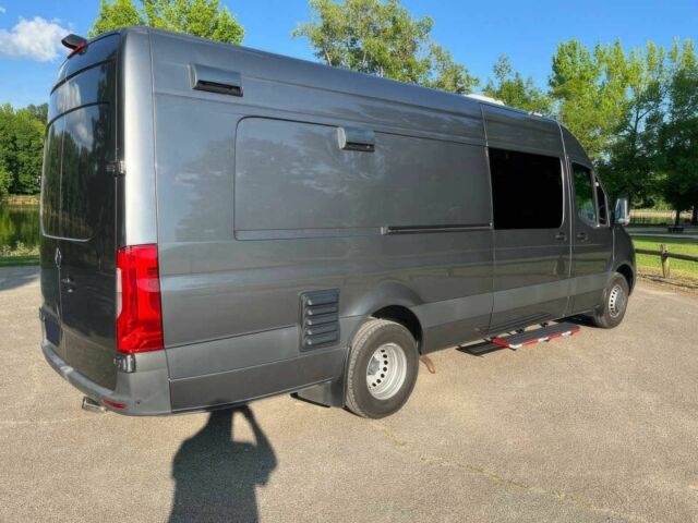 Сірий Мерседес Sprinter, об'ємом двигуна 3 л та пробігом 27 тис. км за 43300 $, фото 6 на Automoto.ua