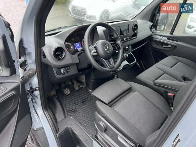 Сірий Мерседес Sprinter, об'ємом двигуна 2 л та пробігом 270 тис. км за 24990 $, фото 12 на Automoto.ua