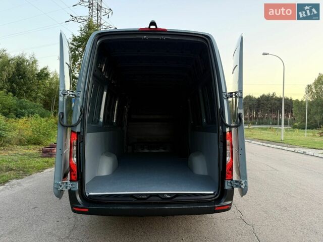 Серый Мерседес Sprinter, объемом двигателя 20 л и пробегом 222 тыс. км за 24500 $, фото 111 на Automoto.ua