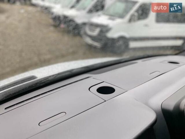 Сірий Мерседес Sprinter, об'ємом двигуна 2.08 л та пробігом 95 тис. км за 32899 $, фото 37 на Automoto.ua