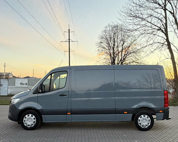 Сірий Мерседес Sprinter, об'ємом двигуна 0 л та пробігом 241 тис. км за 25900 $, фото 2 на Automoto.ua