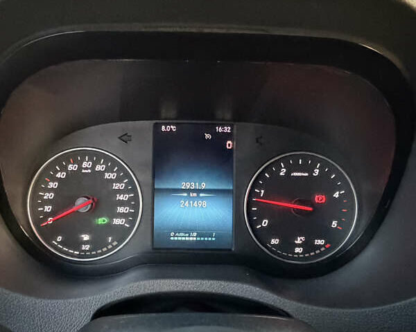 Сірий Мерседес Sprinter, об'ємом двигуна 0 л та пробігом 241 тис. км за 25900 $, фото 27 на Automoto.ua