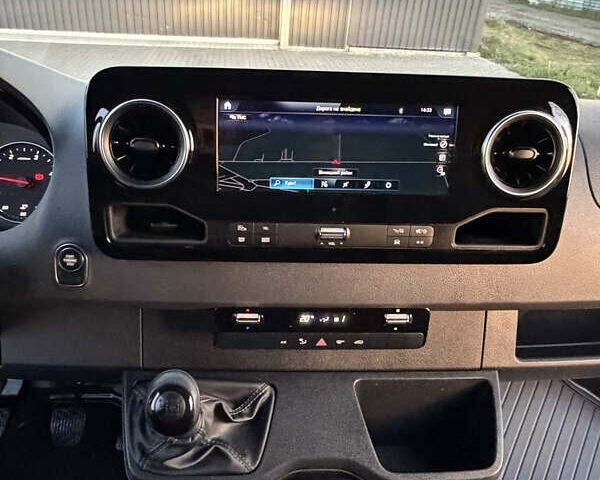 Сірий Мерседес Sprinter, об'ємом двигуна 0 л та пробігом 241 тис. км за 25900 $, фото 31 на Automoto.ua