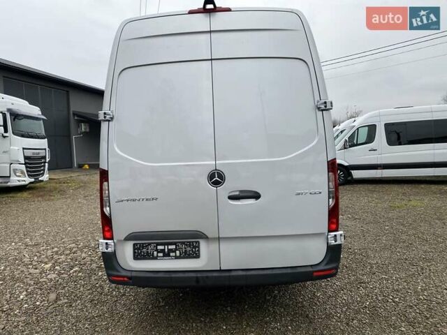 Сірий Мерседес Sprinter, об'ємом двигуна 2.08 л та пробігом 95 тис. км за 32899 $, фото 10 на Automoto.ua