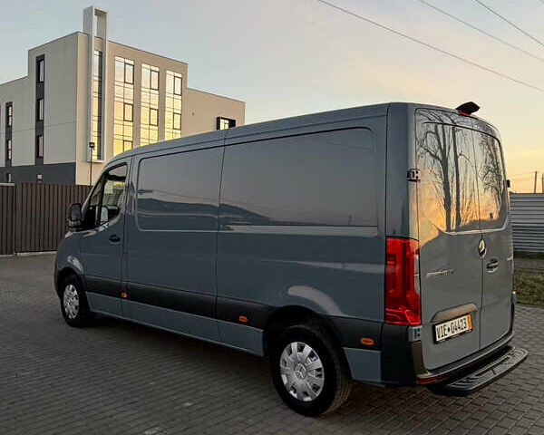 Сірий Мерседес Sprinter, об'ємом двигуна 0 л та пробігом 241 тис. км за 25900 $, фото 3 на Automoto.ua