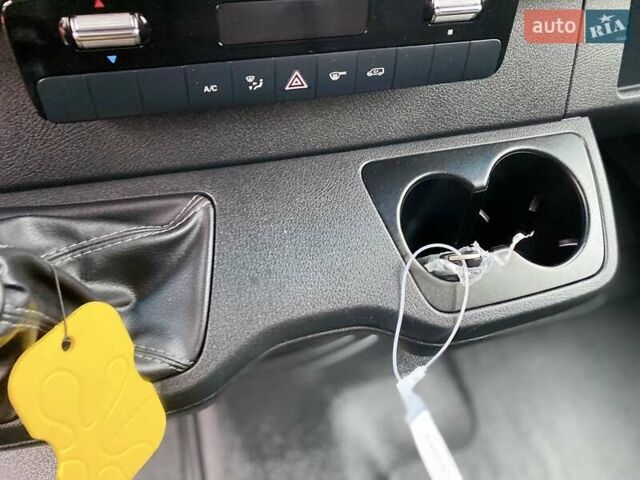 Сірий Мерседес Sprinter, об'ємом двигуна 2.08 л та пробігом 95 тис. км за 32899 $, фото 38 на Automoto.ua