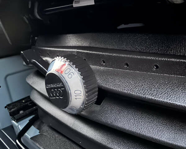 Сірий Мерседес Sprinter, об'ємом двигуна 0 л та пробігом 241 тис. км за 25900 $, фото 20 на Automoto.ua