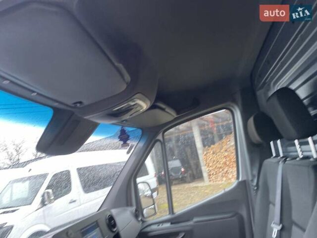 Серый Мерседес Sprinter, объемом двигателя 2.08 л и пробегом 95 тыс. км за 32899 $, фото 27 на Automoto.ua