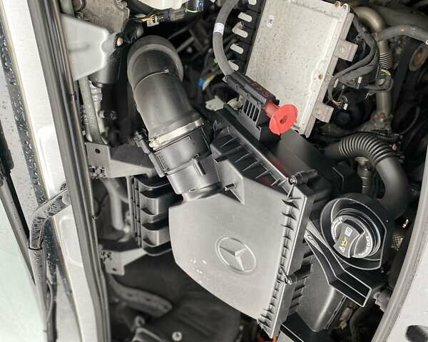 Сірий Мерседес Sprinter, об'ємом двигуна 2.08 л та пробігом 95 тис. км за 32899 $, фото 40 на Automoto.ua