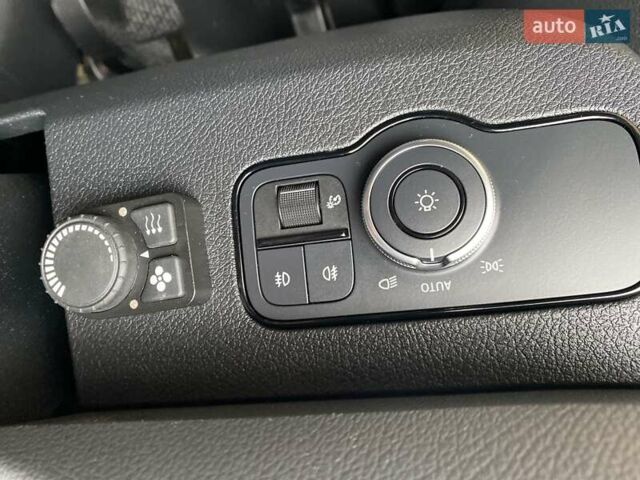 Серый Мерседес Sprinter, объемом двигателя 2.08 л и пробегом 95 тыс. км за 32899 $, фото 38 на Automoto.ua