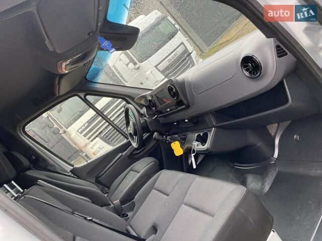 Сірий Мерседес Sprinter, об'ємом двигуна 2.08 л та пробігом 95 тис. км за 32899 $, фото 43 на Automoto.ua