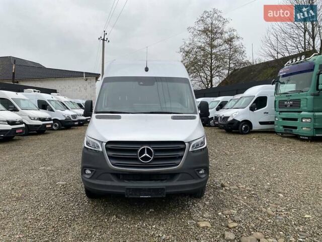 Сірий Мерседес Sprinter, об'ємом двигуна 2.08 л та пробігом 95 тис. км за 32899 $, фото 3 на Automoto.ua