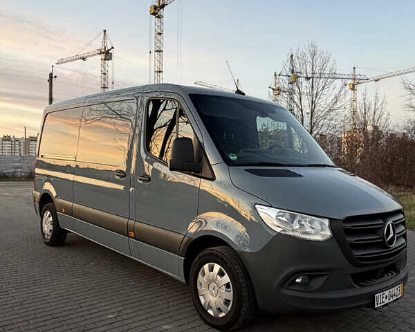 Сірий Мерседес Sprinter, об'ємом двигуна 0 л та пробігом 241 тис. км за 25900 $, фото 11 на Automoto.ua