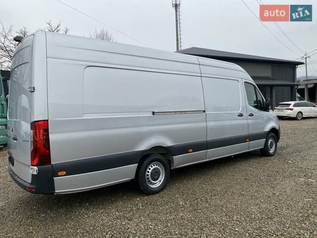 Серый Мерседес Sprinter, объемом двигателя 2.08 л и пробегом 95 тыс. км за 32899 $, фото 15 на Automoto.ua