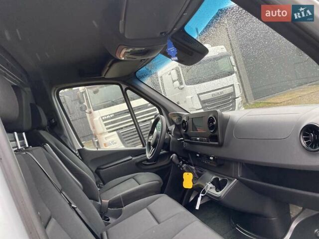 Серый Мерседес Sprinter, объемом двигателя 2.08 л и пробегом 95 тыс. км за 32899 $, фото 44 на Automoto.ua