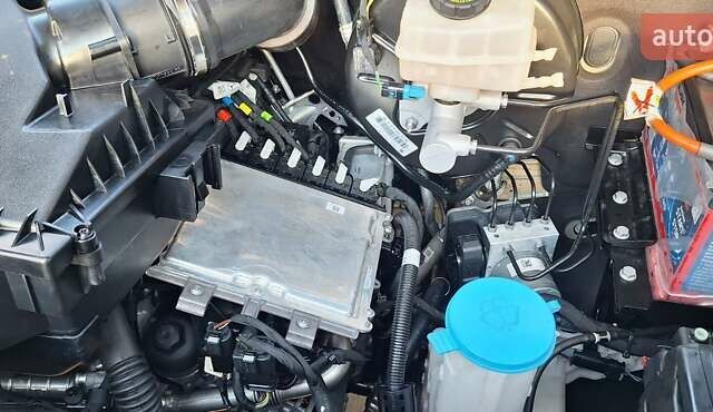 Сірий Мерседес Sprinter, об'ємом двигуна 2 л та пробігом 17 тис. км за 27000 $, фото 25 на Automoto.ua