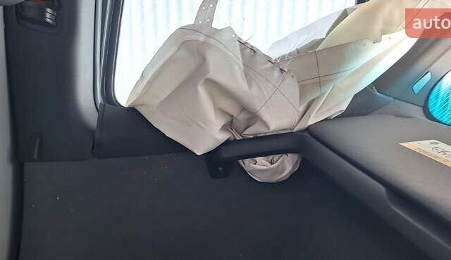 Сірий Мерседес Sprinter, об'ємом двигуна 2 л та пробігом 17 тис. км за 27000 $, фото 8 на Automoto.ua