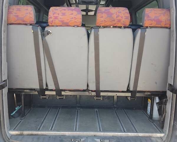 Сірий Мерседес Sprinter, об'ємом двигуна 2.99 л та пробігом 750 тис. км за 30000 $, фото 9 на Automoto.ua