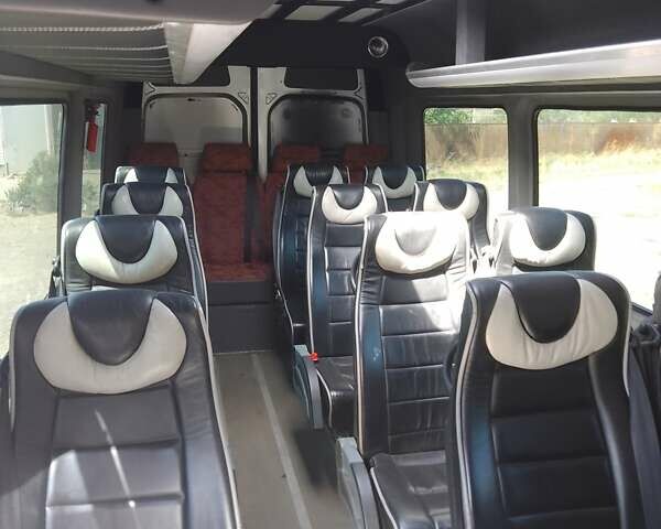 Сірий Мерседес Sprinter, об'ємом двигуна 2.99 л та пробігом 750 тис. км за 30000 $, фото 8 на Automoto.ua