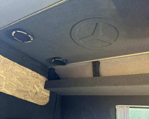 Сірий Мерседес Sprinter, об'ємом двигуна 2.69 л та пробігом 380 тис. км за 11500 $, фото 17 на Automoto.ua