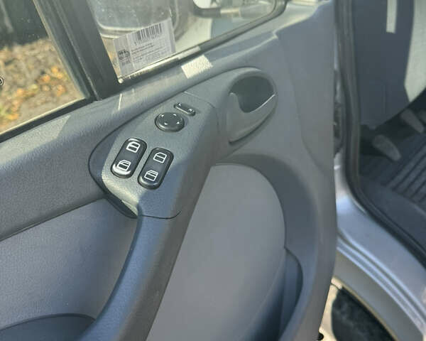 Сірий Мерседес Sprinter, об'ємом двигуна 2.69 л та пробігом 380 тис. км за 11500 $, фото 19 на Automoto.ua