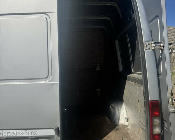 Сірий Мерседес Sprinter, об'ємом двигуна 2.69 л та пробігом 380 тис. км за 11500 $, фото 28 на Automoto.ua