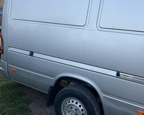 Сірий Мерседес Sprinter, об'ємом двигуна 2.69 л та пробігом 380 тис. км за 11500 $, фото 13 на Automoto.ua