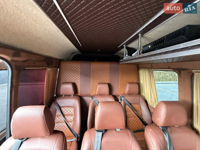 Сірий Мерседес Sprinter, об'ємом двигуна 2.69 л та пробігом 293 тис. км за 11500 $, фото 9 на Automoto.ua