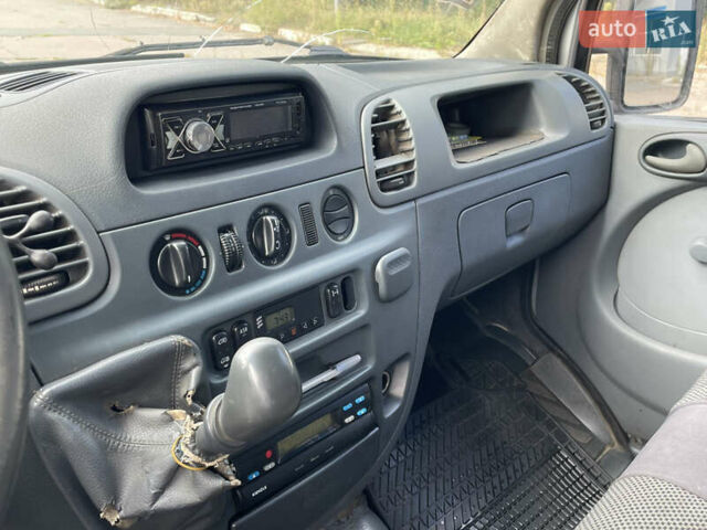 Сірий Мерседес Sprinter, об'ємом двигуна 2.15 л та пробігом 740 тис. км за 7200 $, фото 9 на Automoto.ua