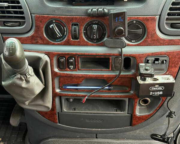 Сірий Мерседес Sprinter, об'ємом двигуна 2.69 л та пробігом 293 тис. км за 11500 $, фото 18 на Automoto.ua