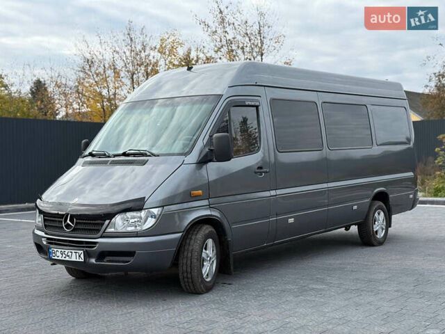 Сірий Мерседес Sprinter, об'ємом двигуна 2.69 л та пробігом 293 тис. км за 11500 $, фото 1 на Automoto.ua