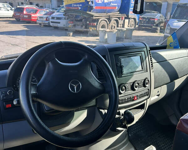 Сірий Мерседес Sprinter, об'ємом двигуна 2.1 л та пробігом 470 тис. км за 15500 $, фото 10 на Automoto.ua