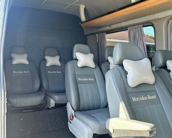 Сірий Мерседес Sprinter, об'ємом двигуна 2.1 л та пробігом 470 тис. км за 15500 $, фото 6 на Automoto.ua
