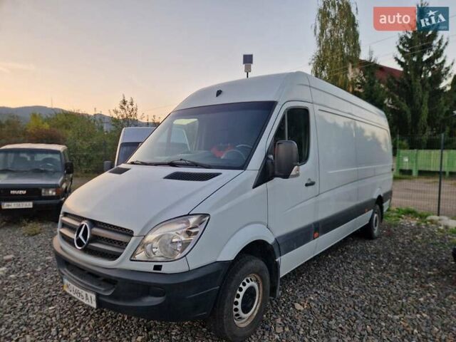 Серый Мерседес Sprinter, объемом двигателя 2.99 л и пробегом 377 тыс. км за 13999 $, фото 4 на Automoto.ua