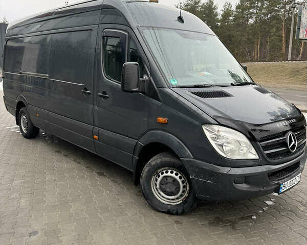 Серый Мерседес Sprinter, объемом двигателя 2.14 л и пробегом 500 тыс. км за 12500 $, фото 6 на Automoto.ua