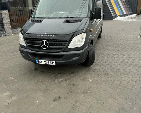 Серый Мерседес Sprinter, объемом двигателя 2.14 л и пробегом 500 тыс. км за 12500 $, фото 1 на Automoto.ua