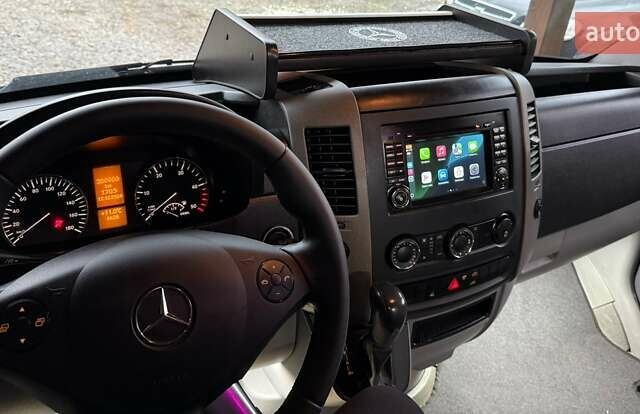 Серый Мерседес Sprinter, объемом двигателя 3 л и пробегом 450 тыс. км за 28999 $, фото 12 на Automoto.ua