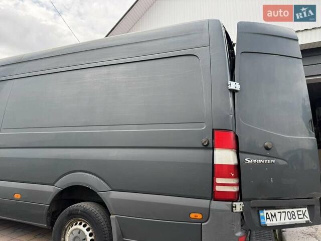 Сірий Мерседес Sprinter, об'ємом двигуна 2.14 л та пробігом 562 тис. км за 10000 $, фото 1 на Automoto.ua