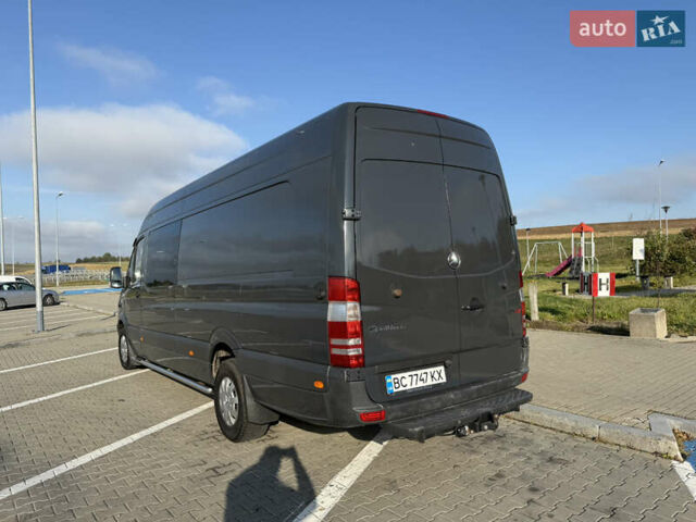 Серый Мерседес Sprinter, объемом двигателя 3 л и пробегом 450 тыс. км за 28999 $, фото 5 на Automoto.ua
