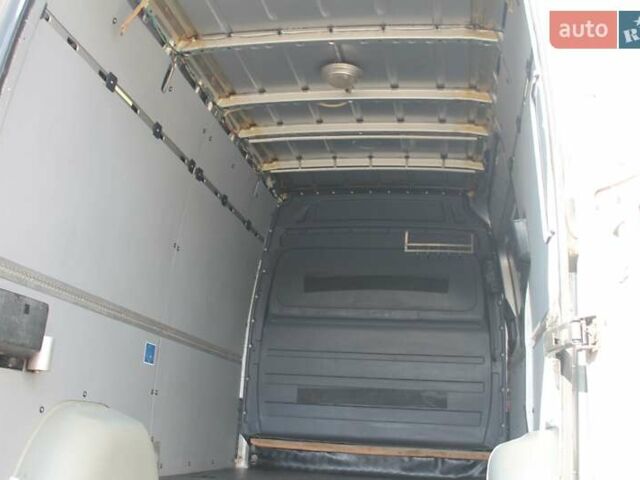 Серый Мерседес Sprinter, объемом двигателя 2.1 л и пробегом 152 тыс. км за 13200 $, фото 2 на Automoto.ua