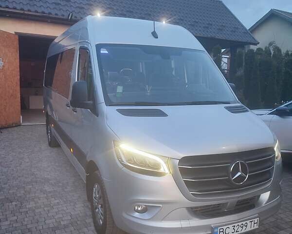 Серый Мерседес Sprinter, объемом двигателя 1.95 л и пробегом 160 тыс. км за 44000 $, фото 13 на Automoto.ua