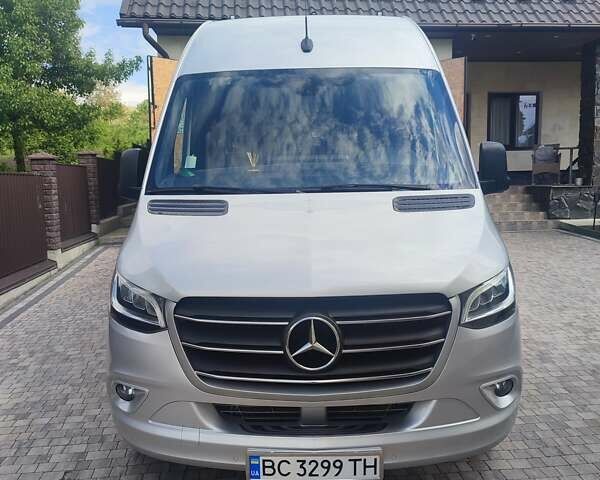 Серый Мерседес Sprinter, объемом двигателя 1.95 л и пробегом 160 тыс. км за 44000 $, фото 35 на Automoto.ua