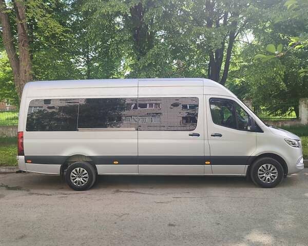 Серый Мерседес Sprinter, объемом двигателя 1.95 л и пробегом 160 тыс. км за 44000 $, фото 20 на Automoto.ua